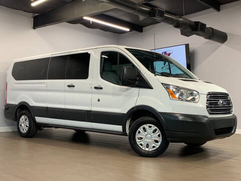 ford 40 passenger van