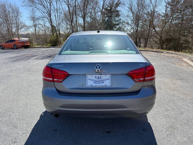 2015 Volkswagen Passat 1.8T Limited Edition