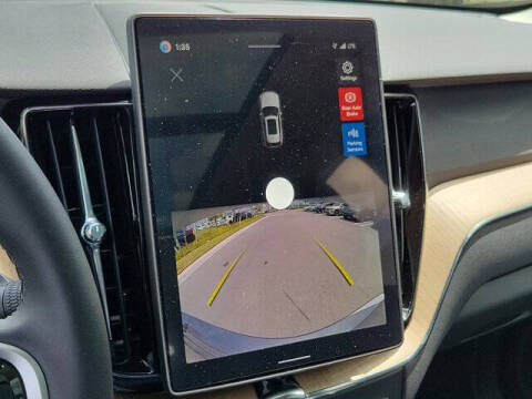 2026 Volvo XC60 B5 Core