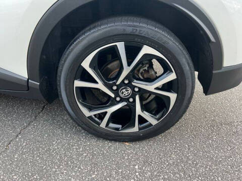 2021 Toyota C-HR XLE