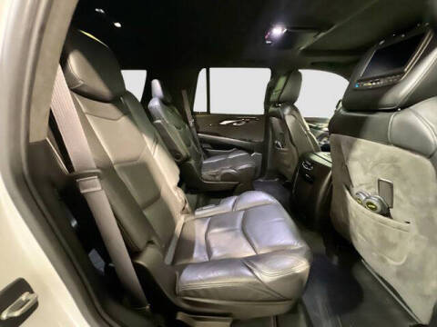 2016 Cadillac Escalade Platinum