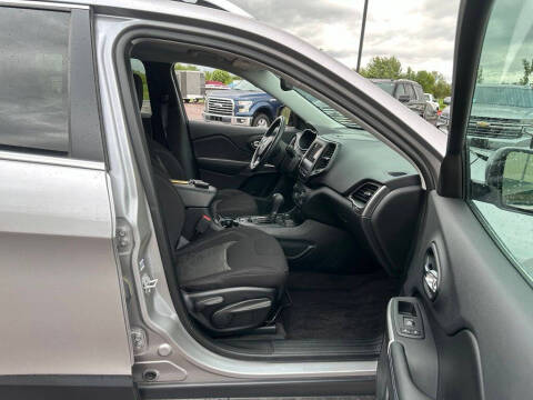 2019 Jeep Cherokee Latitude