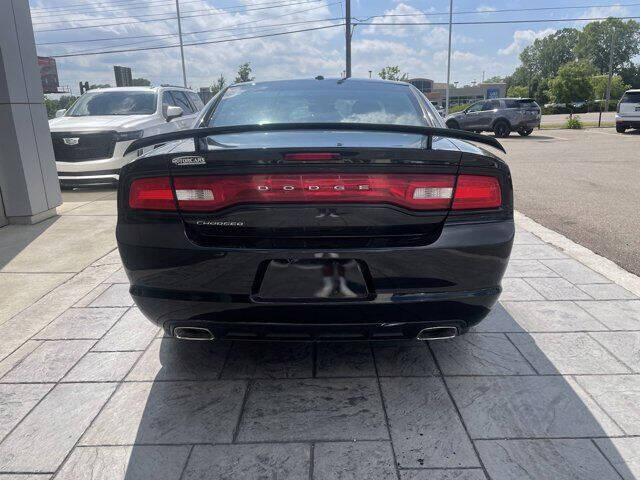 2013 Dodge Charger SXT
