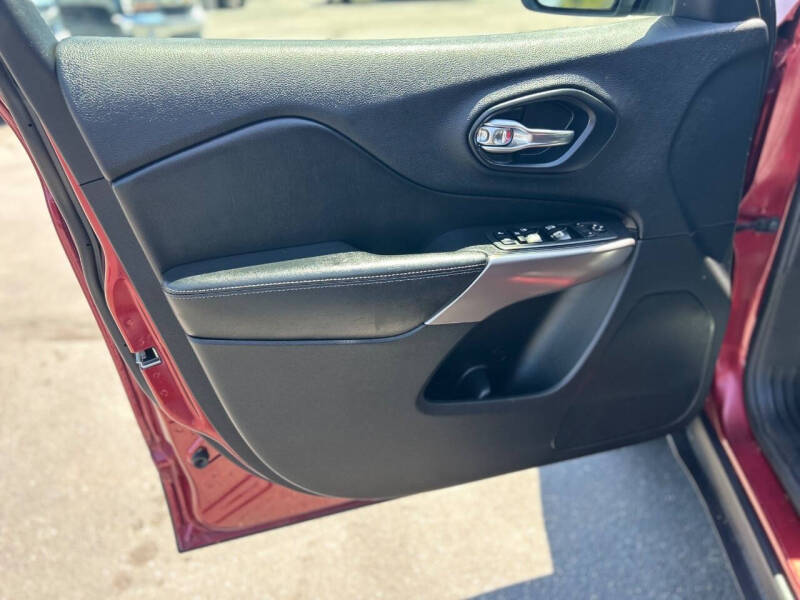 2019 Jeep Cherokee Altitude