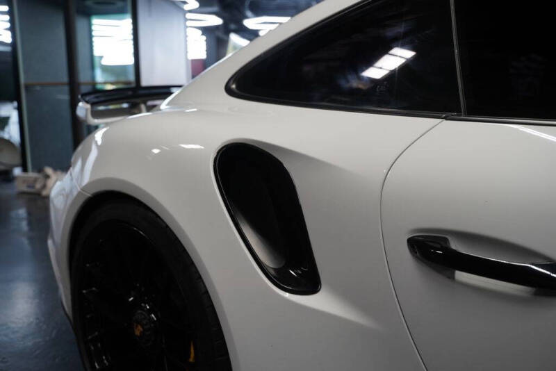 2017 Porsche 911 Turbo S