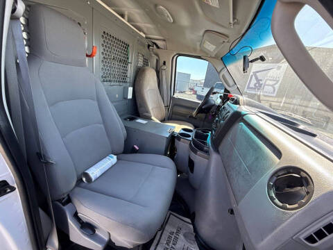 2011 Ford E-Series E-350 SD