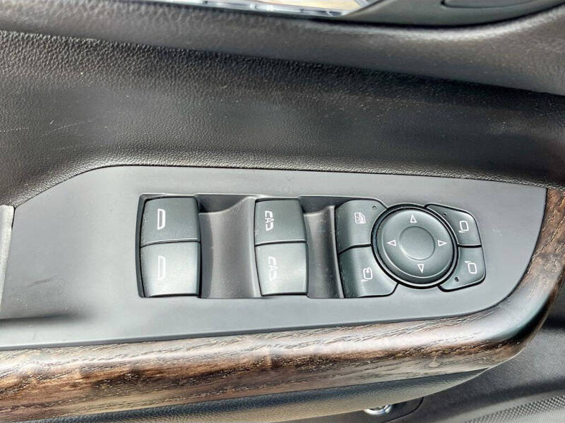 2022 GMC Acadia Denali