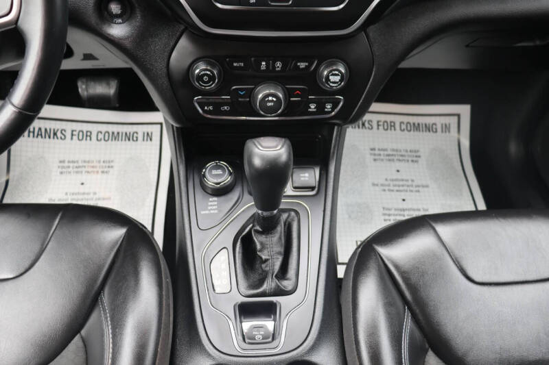 2019 Jeep Cherokee Latitude Plus