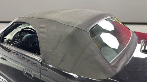 2003 Ford Thunderbird