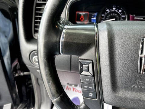 2017 Lincoln Navigator L Select