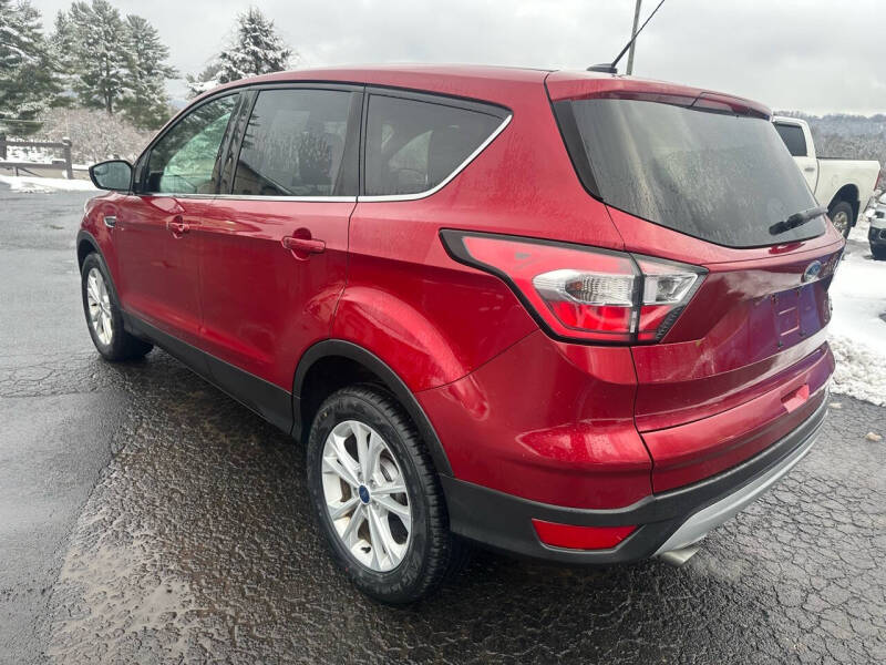 2017 Ford Escape SE photo 4