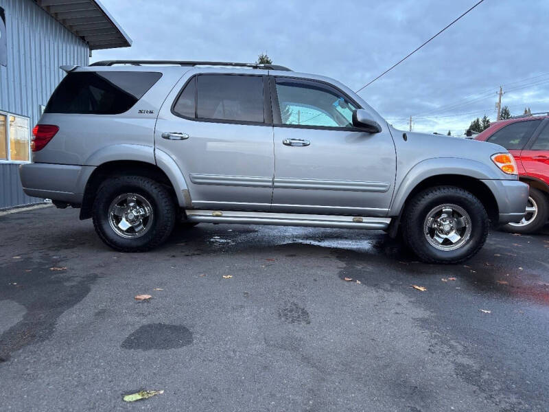 2003 Toyota Sequoia SR5