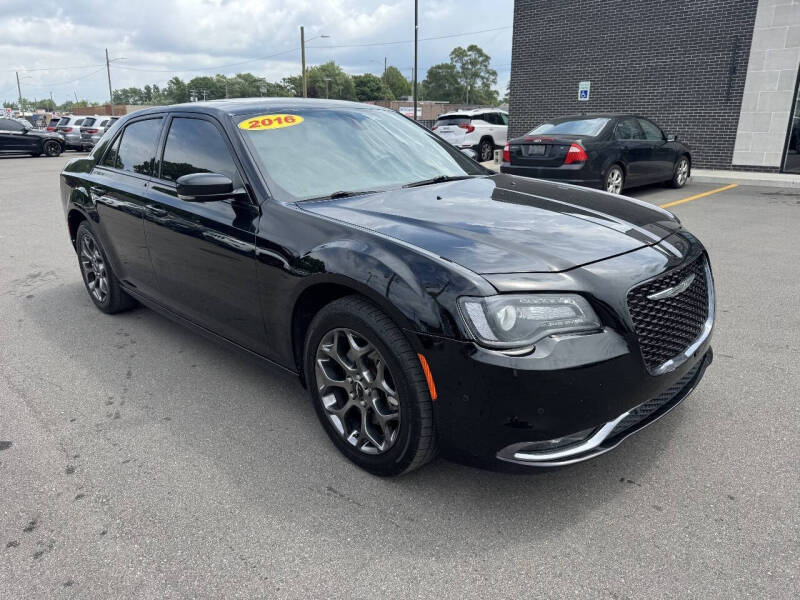 2016 Chrysler 300 S