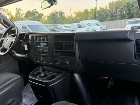 2021 Chevrolet Express 2500