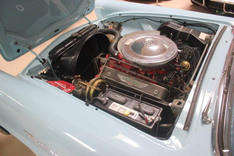 1957 Ford Thunderbird