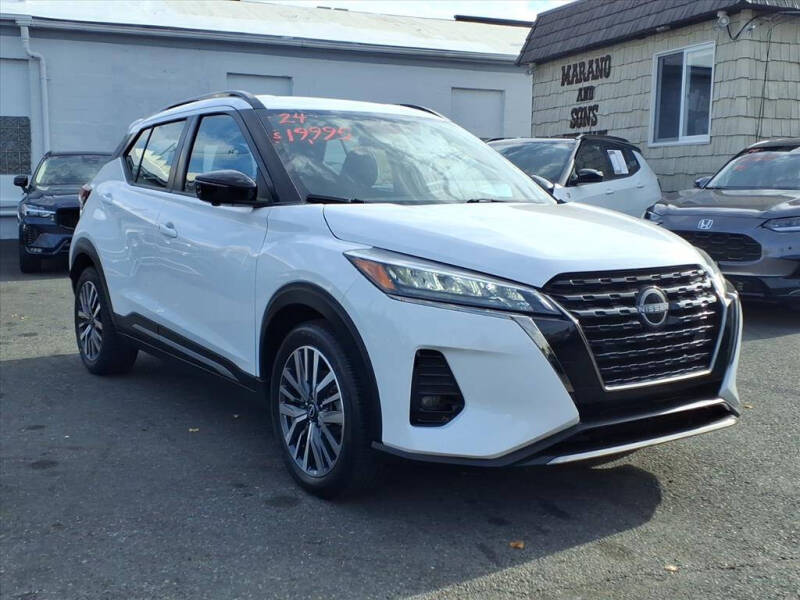 2024 Nissan Kicks SR