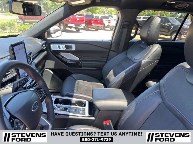 2023 Ford Explorer ST