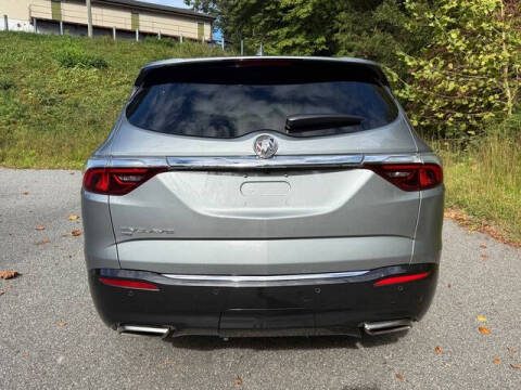 2024 Buick Enclave Essence