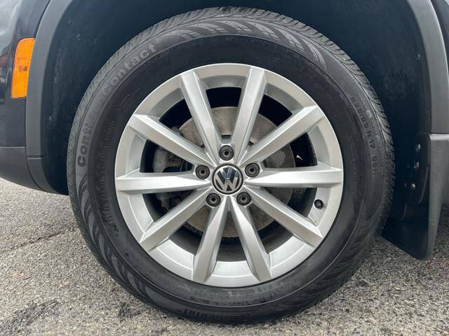 2017 Volkswagen Tiguan 2.0T Wolfsburg Edition 4Motion