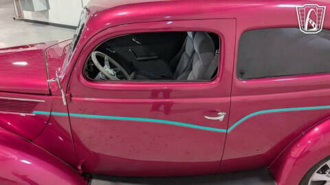1937 Ford Tudor