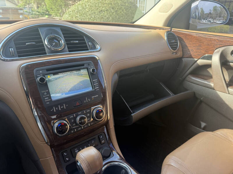 2017 Buick Enclave Leather