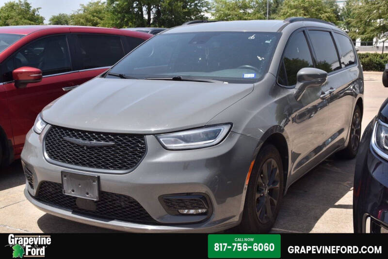 2021 Chrysler Pacifica Touring L