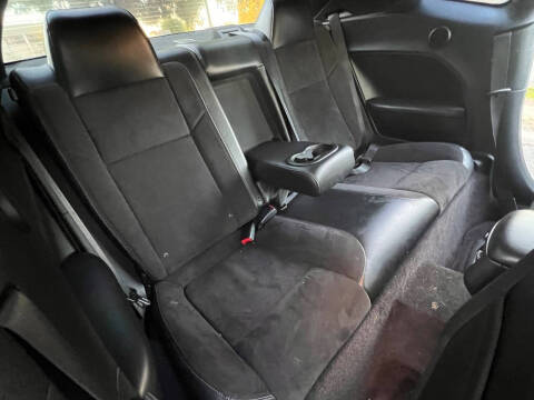 2016 Dodge Challenger 392 HEMI Scat Pack Shaker