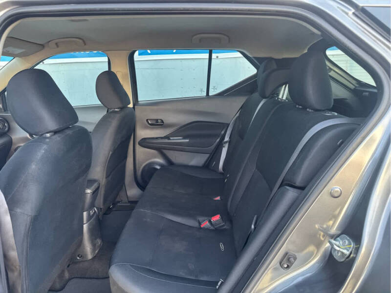 2024 Nissan Kicks S