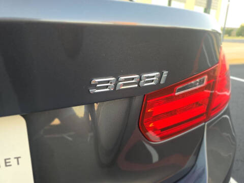 2015 BMW 3 Series 328i
