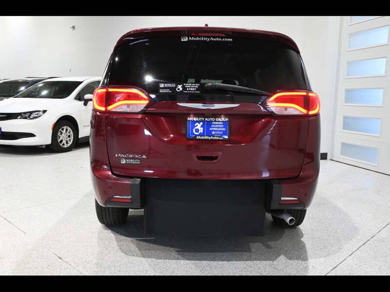 2018 Chrysler Pacifica Touring Plus