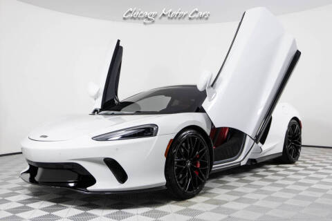 2023 McLaren GT