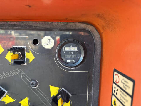 2014 JLG M600JP