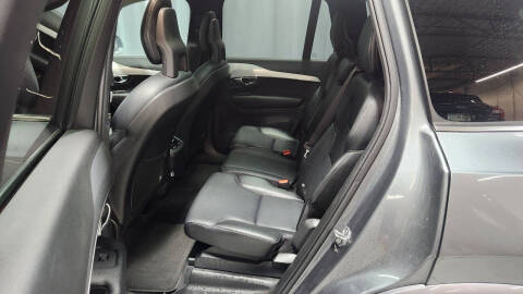 2018 Volvo XC90 T5 Momentum 7-Passenger