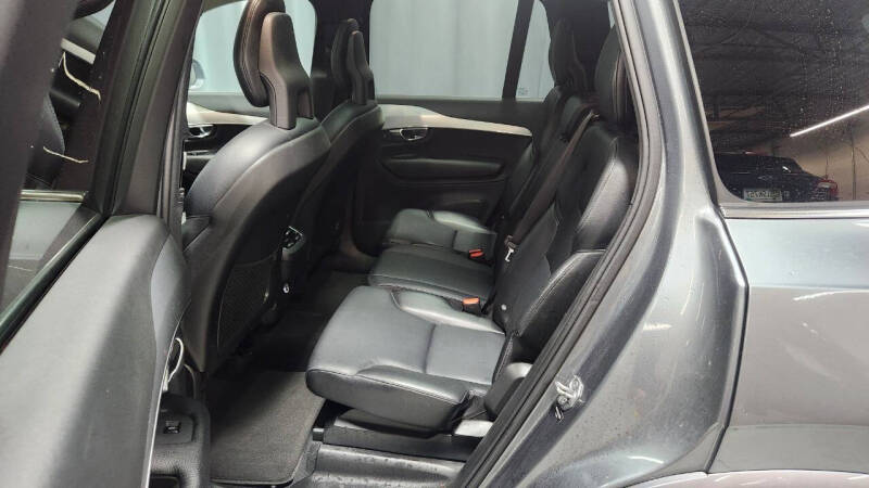 2018 Volvo XC90 T5 Momentum 7-Passenger