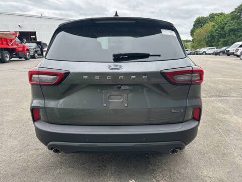 2025 Ford Escape Hybrid ST-Line Select