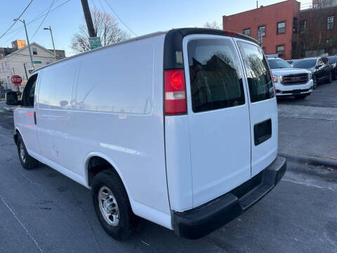 2009 Chevrolet Express 2500