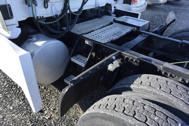2016 Freightliner Cascadia