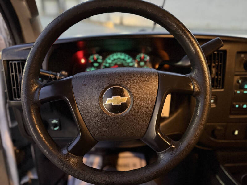 2016 Chevrolet Express 2500