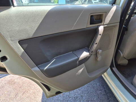 2011 Ford Focus S