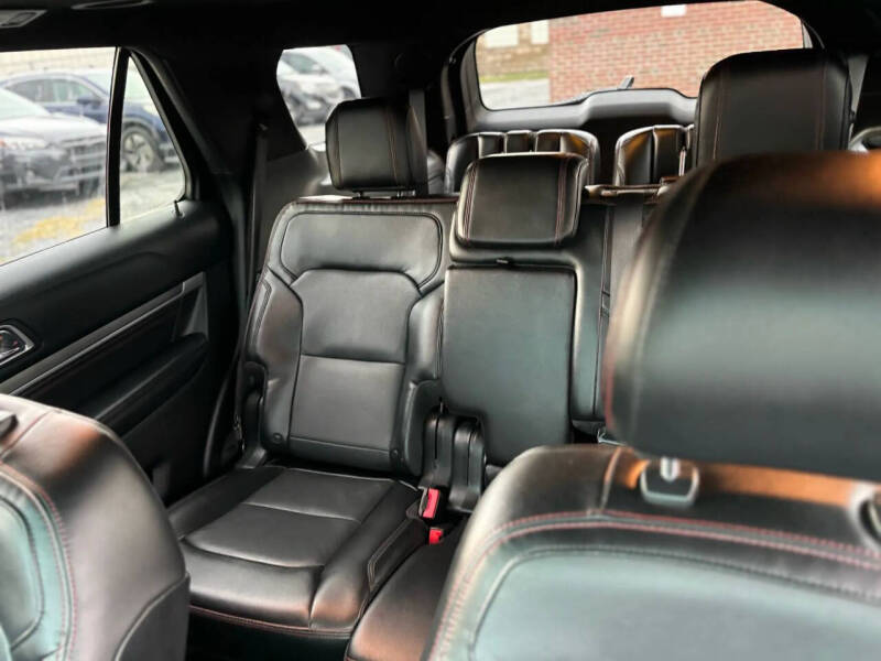 2016 Ford Explorer Sport