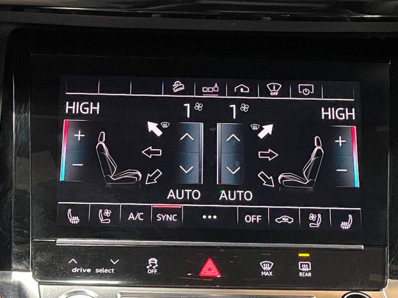 2019 Audi e-tron quattro Prestige