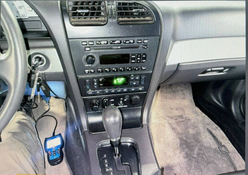 2002 Ford Thunderbird Deluxe