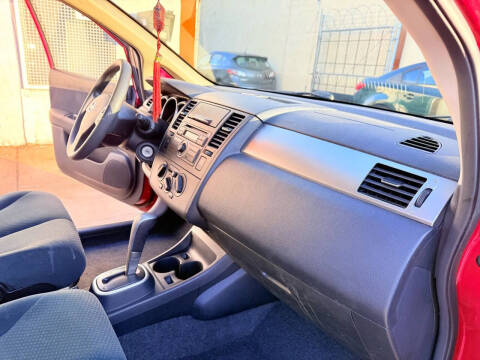 2012 Nissan Versa 1.8 S