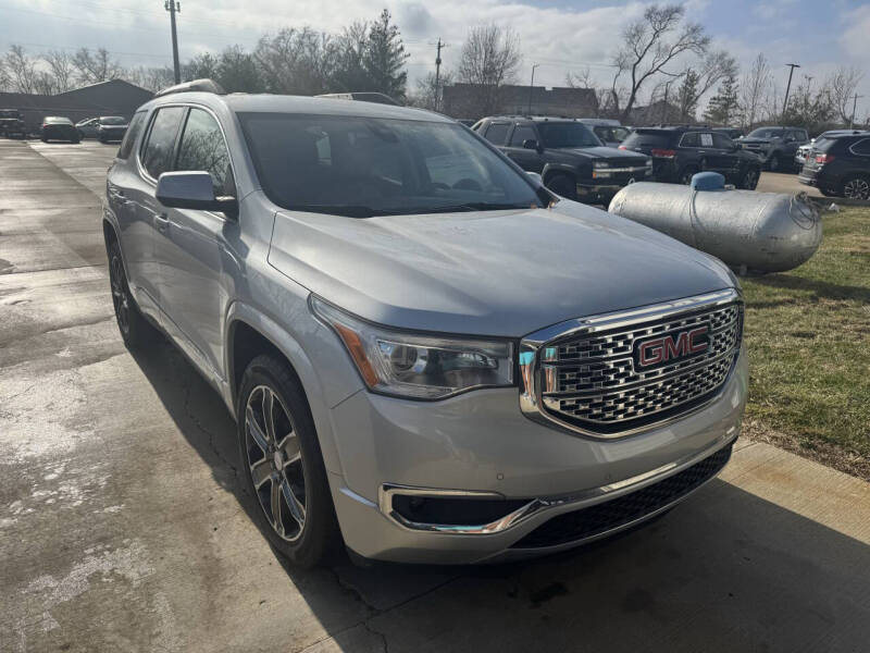 2017 GMC Acadia Denali
