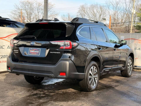 2023 Subaru Outback Premium