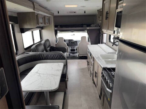 2021 Ford E-Series E-450 SD