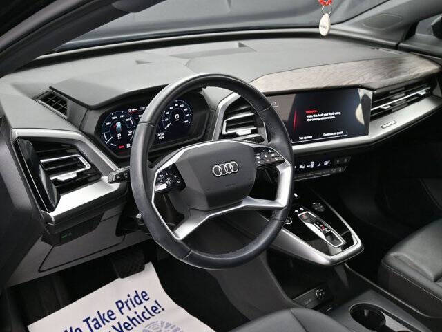 2024 Audi Q4 e-tron quattro Premium 50