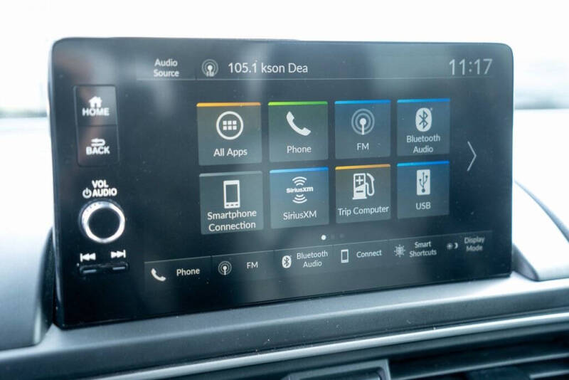 2023 Honda Pilot EX-L w/Rear Captain's Chairs