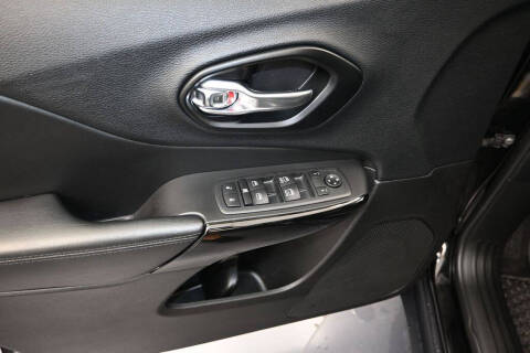 2020 Jeep Cherokee Altitude