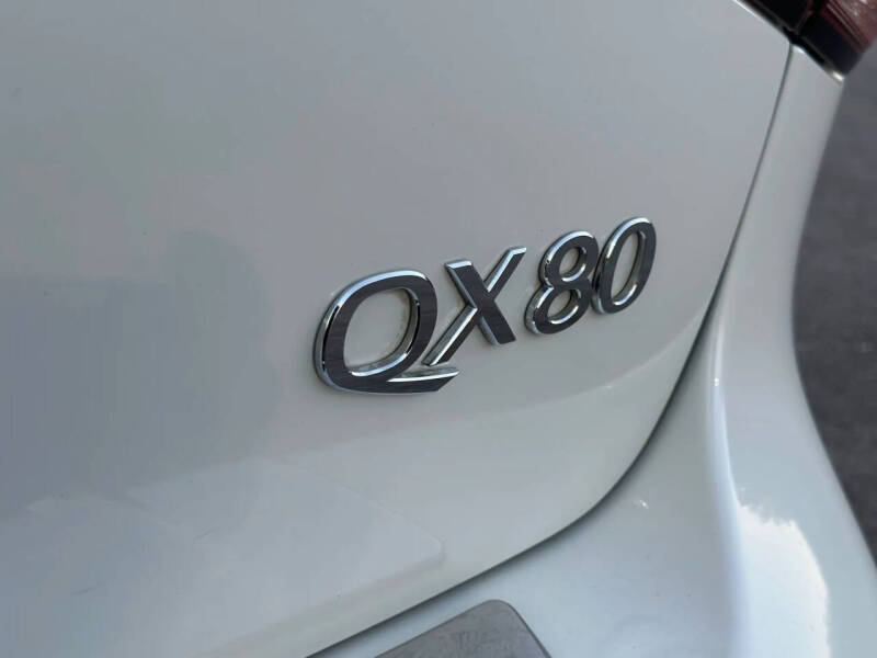 2015 Infiniti QX80